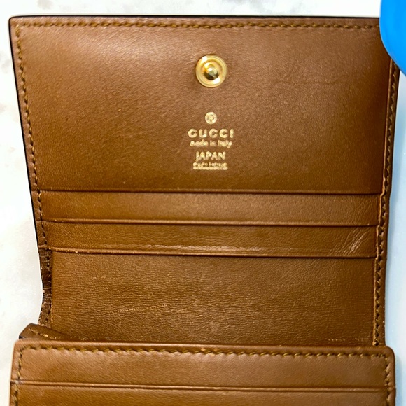 Gucci GG Supreme Butterfly Print Compact Wallet - Picture 4 of 10